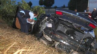 Der Unfall auf der B 44 bei Mannheim-Kirschgartshausen forderte zwei Menschenleben.