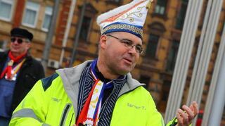 In Aktion beim Fasnachtszug: Thomas Dörner.