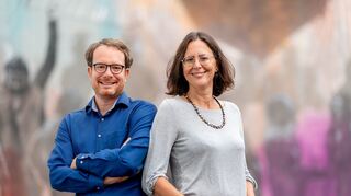 Sortieren die Nachrichtenlage für Sie: Marco Pecht (l.) und Madeleine Bierlein.