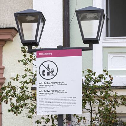 Ein Alkoholverbot hilft vielleicht gegen Säufer-Exzesse. Junge Heidelberger fordern aber Feier-Angebote.