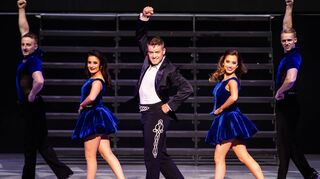 Michael Flatlley kehrt 2022 mit seiner Show „Lord of the Dance“ auf die Bühnen Europas zurück.
