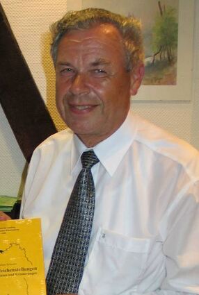 Gerhart Scheuer bei der Vorstellung seiner Erinnerungen 2005.