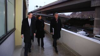Der künftige Verkehrsminister Volker Wissing (v.l.) war schon 2017 mit Oberbürgermeisterin Eva Lohse und Baudezernent Klaus Dillinger vor Ort.