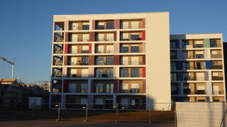Wohngebäude an der Robert-Funari-Straße.