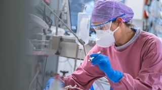 Das Durchschnittsalter der Covid-Patienten auf der Intensivstation der Uniklinik Heidelberg beträgt 60 Jahre.