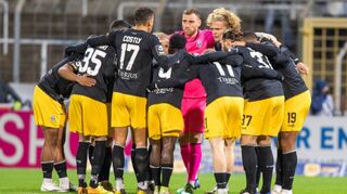 Als eingeschworene Einheit präsentierte sich die Mannschaft des SV Waldhof zuletzt auf den Plätzen der 3. Liga und wird auch von den Gegnern in höchsten Tönen gelobt.