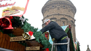 <span style="font-weight: 400;">Aus für den Weihnachtsmarkt in Mannheim. Die Bestimmungen des Landes ließen ein Weitermachen nicht zu.</span>