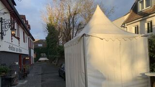 Geschlossen: Die Corona-Teststadion vor dem „Ochsen“ in Feudenheim war fast ein Dreivierteljahr in Betrieb.