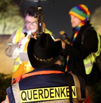 Nach Sachsener Vorbild werden in der Pfalz Spaziergänge organisiert.