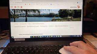 Bequem im Internet per Tastatur und Mausklick sein Kind für den Kindergarten anmelden, das geht unter anderem bereits in Heddesheim.