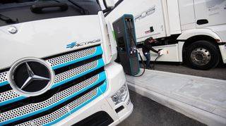 Der vollelektrisch angetriebene Lastwagen eActros. Gefertigt wird er im pfälzischen Wörth, die Batteriepakete kommen aus Mannheim.