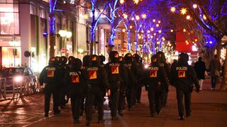 Die Polizei stellte am späteren Abend die Personalien der Teilnehmenden fest.