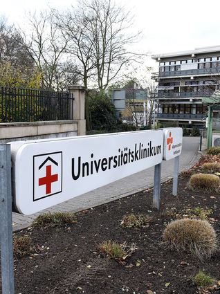 Am Universitätsklinikum haben sich zwischen Ende November und Mitte Dezember mehrere Menschen mit der Krätze infiziert.