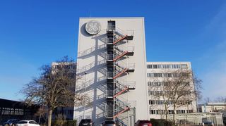 Der Standort von GE im sogenannten X-Bau („Haus Xenophon“) in Mannheim-Käfertal.