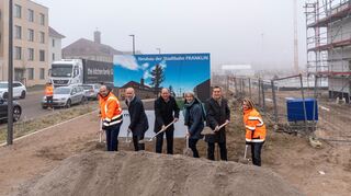 Spatenstich auf Franklin (v.l.): Marcus Geithe, Achim Judt, Christian Specht, Elke Zimmer, Martin in der Beek und Andrea Böttger.