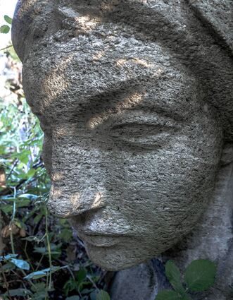 Der Kopf der Bleeker-Skulptur „Eisenbahn“ im städtischen Depot Käfertal.