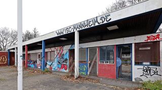 Die Tage des alten Eisstadions im Friedrichspark sind gezählt: Im Sommer soll der Abriss beginnen.