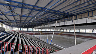 Bis 2019 wurde das alte Eisstadion noch für...