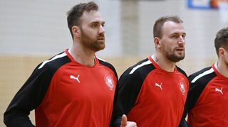 Alles positiv getestet: Torhüter Andreas Wolff (von links), Julius Kühn und Luca Witzke.