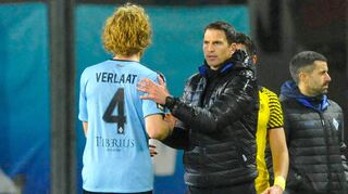 Herber Dämpfer für die Mannheimer Aufstiegsträume: Trainer Patrick Glöckner (r.) mit Verteidiger Jesper Verlaat.