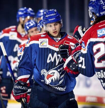 Tim Wohlgemuth hofft, dass er in Straubing spielen kann.