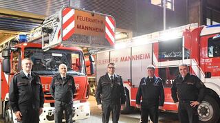 Führungswechsel in der Wache Nord: v.l. Markus Balschbach, Torsten Werner und Markus Richter übernehmen die Führung der Abteilung Nord der Freiwilligen Feuerwehr von Sven Schlachta und Jens Stiegel.