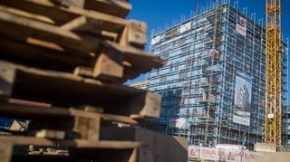Deutschlands erstes Hochhaus in Holzbauweise entstand 2018 in Heilbronn auf dem Gelände der Bundesgartenschau.