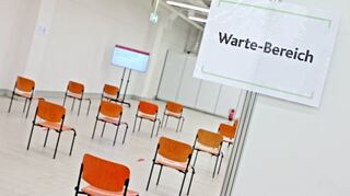 Im Warte-Bereich des Impfzentrums – das Bild wurde vor der Eröffnung aufgenommen – ist nicht mehr so viel los wie vor einigen Wochen.