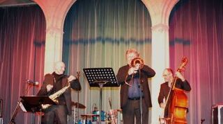 Ein Quartett um Olaf Schönborn und Björn Strangmann bei Hits von Gerry Mulligan.