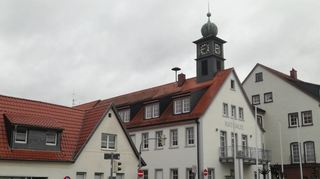 Vier Listen bewerben sich um den Einzug ins Rathaus von Ilvesheim. Unser Wahlhelfer gibt EInblick in ihre inhaltlichen Positionen.