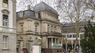 Das Deutsch-Amerikanische Institut in der Sofienstraße 12 ist eine Institution für Kultur und politische Bildung. Hinter den Kulissen scheint es zu brodeln.