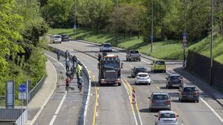 Seit Mai 2021 kann man auf der B 37 zwischen Heidelberg-Schlierbach und Neckargemünd auf einer eigenen Spur mit dem Rad unterwegs sein.