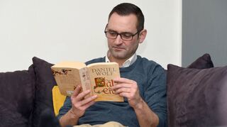 Liest gerne historische Romane: SPD-Gemeinderat und Bürgermeisterkandidat Daniel Gerstner.