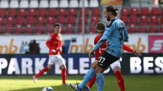 Der SV Waldhof gewann 2:1 gegen den Halleschen FC.