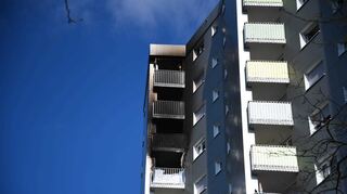 Der Brand ist in einem der Hochhäuser an der hessischen Straße ausgebrochen.
