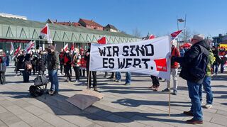 Mit einem ganztägigen Warnstreik verleihen die Beschäftigten im Sozial- und Erziehungsdienst ihren Forderungen Nachdruck.