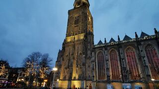 Der holländischen Stadt Deventer, eine ehemalige Hansestadt, sieht man den einstigen Reichtum heute noch an.
