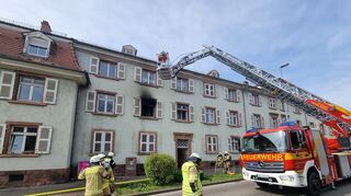 Am Freitagvormittag war die Römerstraße in Richtung stadtauswärts zwischen der Lessingstraße und Hebelstraße wegen eines Wohnungsbrands gesperrt.