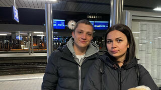 Das Paar, das seine Namen nicht nennen will, kommt aus Odessa und muss zurück nach Stade in Niedersachsen.