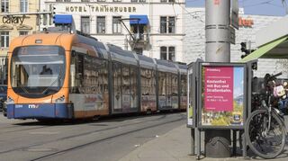 Bis 3 Uhr am Sonntag kann man in Busse und Bahnen in Heidelberg ohne Fahrkarte einsteigen.
