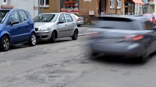 Der Speckweg auf dem Waldhof ist sanierungsbedürftig.