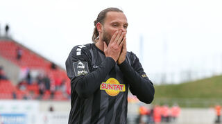 Ein Bild sagt mehr als 1000 Worte: Marco Höger nach dem 1:1 des SV Waldhof in Zwickau.