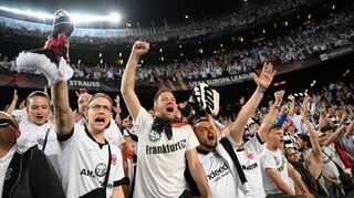 Ein Auswärts- zu einem Heimspiel gemacht: Die Fans von Eintracht Frankfurt wiesen in Barcelona ihre Extraklasse nach.