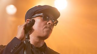 Xavier Naidoo entschuldigt sich und räumt Fehler ein.