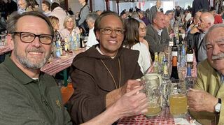 In der Alten Kelter bei der Fernsehaufzeichnung (v.l.): Guido Moch, Christoph Sonntag und Bert Schreiber.
