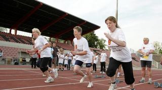 Das Südweststadion wird regelmäßig für Laufveranstaltungen genutzt – wie hier beim Sportabzeichen vor einigen Jahren.