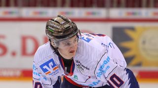Taro Jentzsch im Trikot der Iserlohn Roosters.