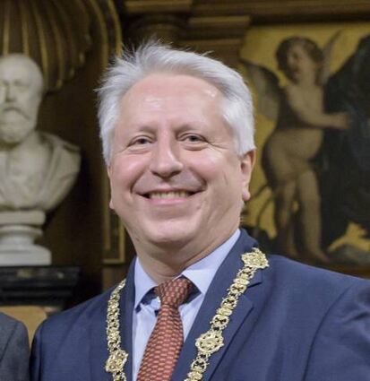 Bernhard Eitel gibt das Rektorat nach 15 Jahren ab.