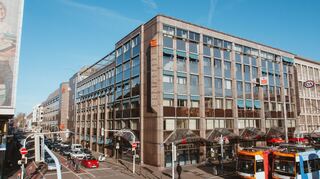 Die Hauptfiliale der Sparkasse Rhein Neckar Nord am Paradeplatz in Mannheim