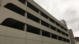 Die triste Beton-Optik dieser Parkgarage ist garantiert kein Hingucker in Deutschlands angeblich hässlichster Stadt.